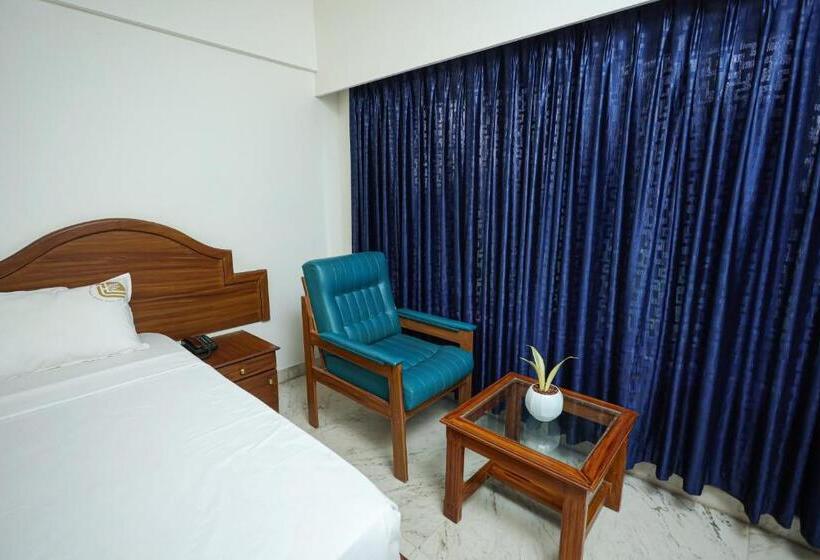 Liwa Tower Hotel & Business Center