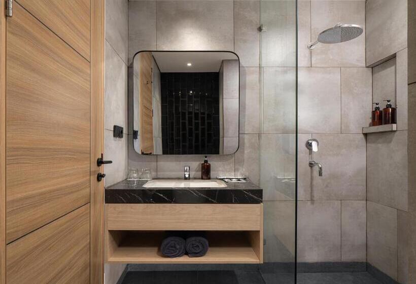 Luminor Hotel Padjadjaran Bogor By Wh