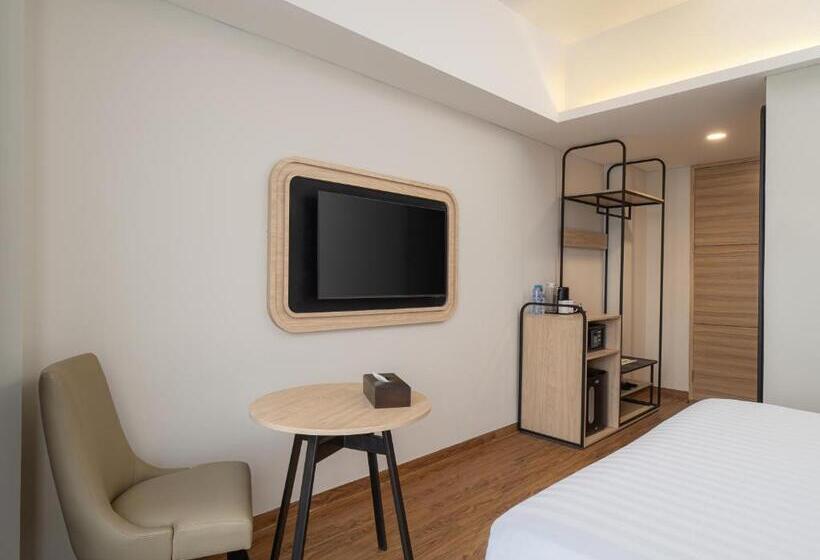 Luminor Hotel Padjadjaran Bogor By Wh