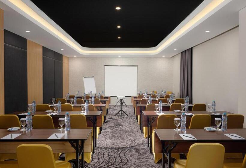 Luminor Hotel Padjadjaran Bogor By Wh