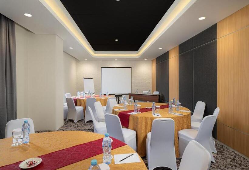 Luminor Hotel Padjadjaran Bogor By Wh