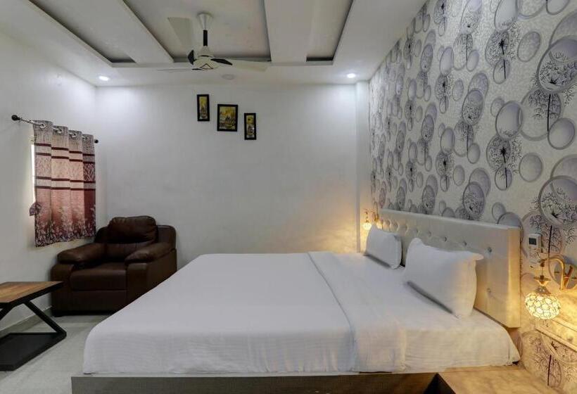 Oyo 81273 Hotel Krishna Inn