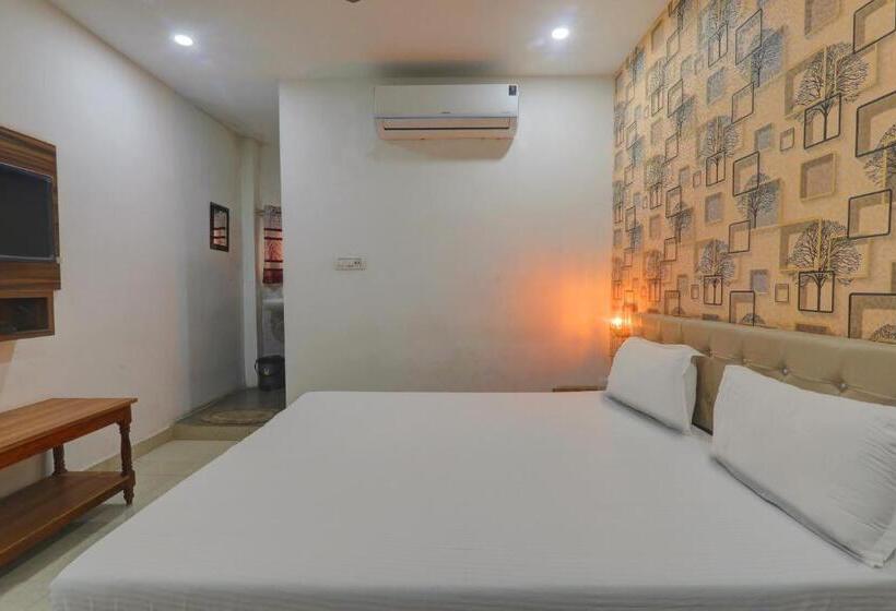 Oyo 81273 Hotel Krishna Inn