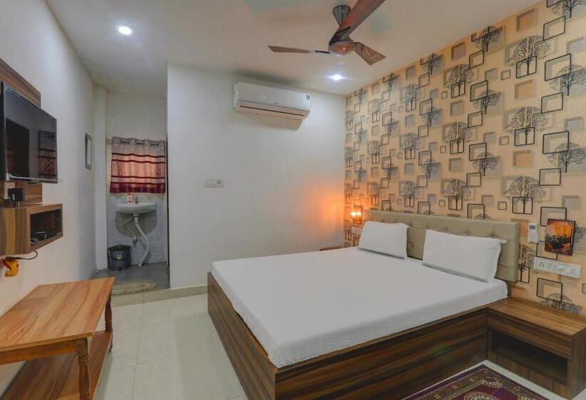 Oyo 81273 Hotel Krishna Inn