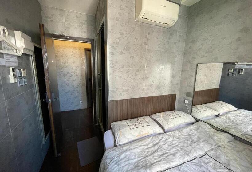 پانسیون 香港美庭旅馆