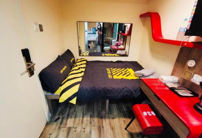 پانسیون 香港九巴旅馆 Kmb Guesthouse