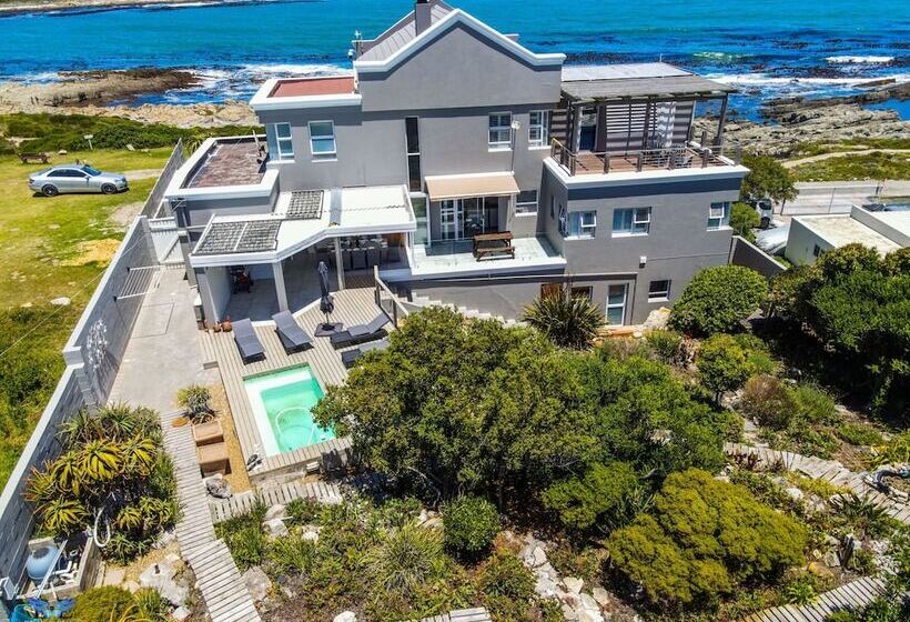 بنسيون Absolute Ocean Boutique Guesthouse