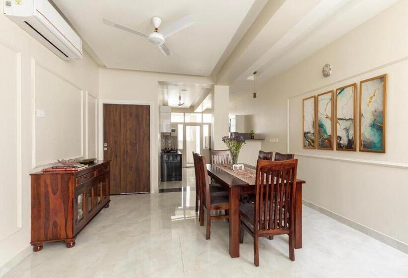 펜션 Bardia’s Homestay