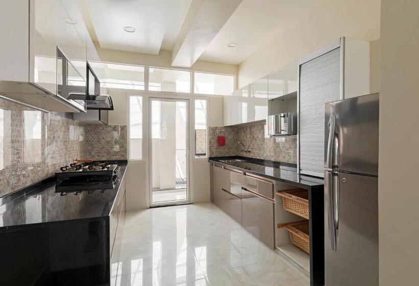 펜션 Bardia’s Homestay