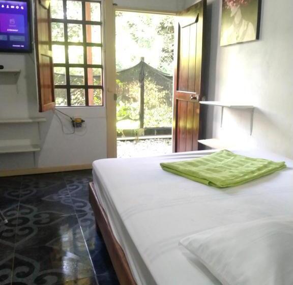 펜션 Bluebayou.capurgana