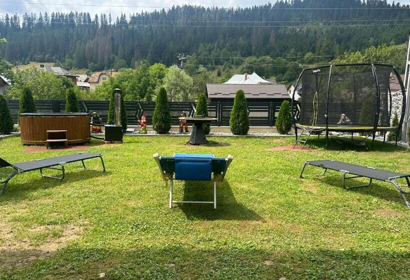 פנסיון Bucovina Inn