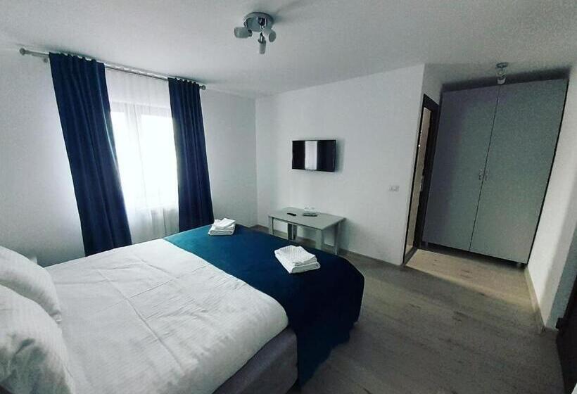 פנסיון Bucovina Inn