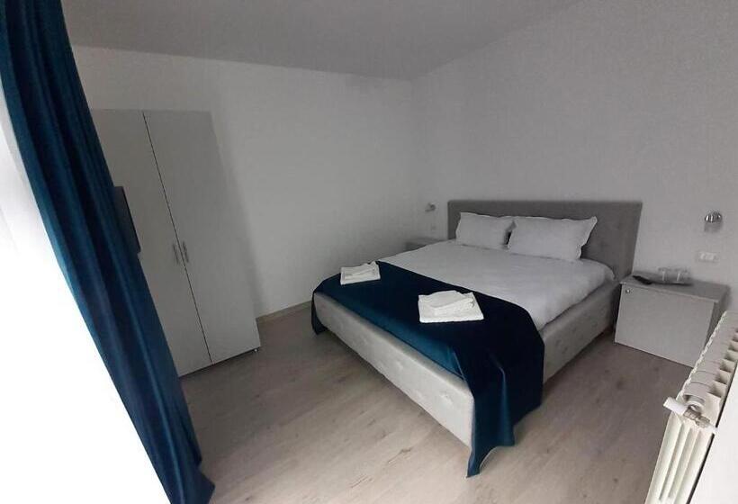 פנסיון Bucovina Inn