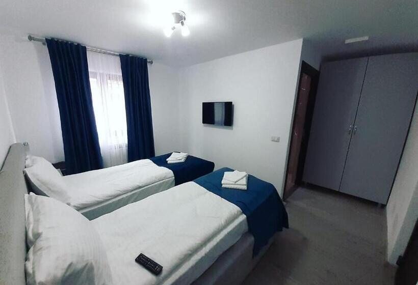 פנסיון Bucovina Inn