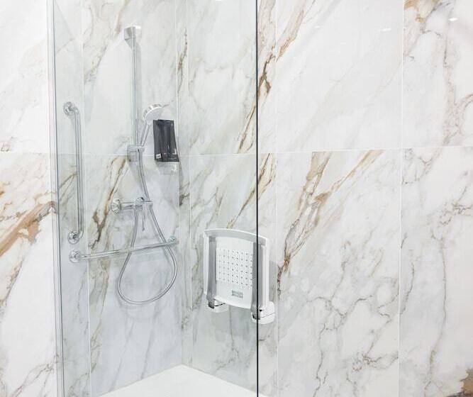 پانسیون C Est La Vie Boutik Swieqi