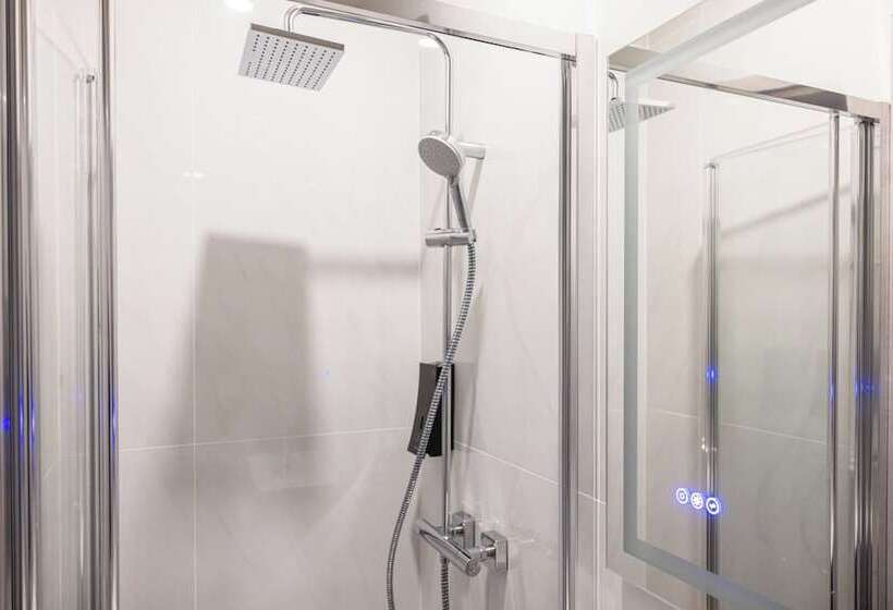 پانسیون C Est La Vie Boutik Swieqi