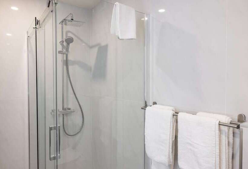 پانسیون C Est La Vie Boutik Swieqi