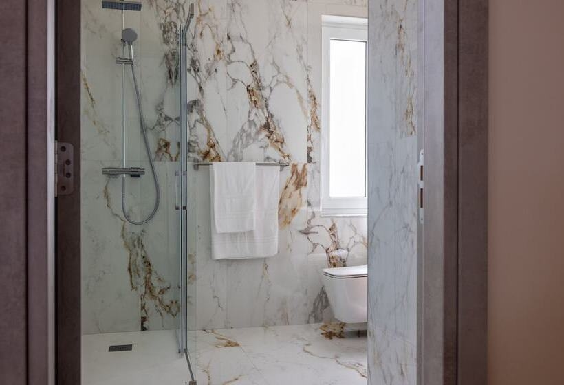 پانسیون C Est La Vie Boutik Swieqi