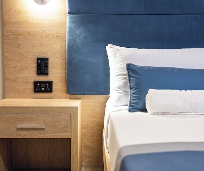 پانسیون C Est La Vie Boutik Swieqi