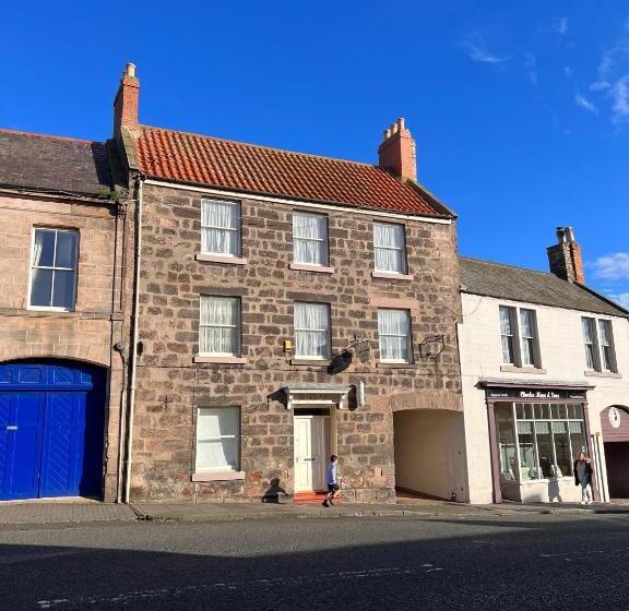 پانسیون Cara Lodge, Comfortable Self Check In En Suite Guest Rooms