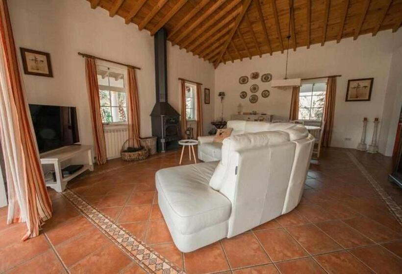 פנסיון Outeiro Do álamo Casa Paradise T3