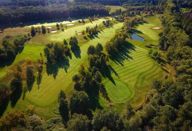 بنسيون Golf Resort Lázně Bohdaneč