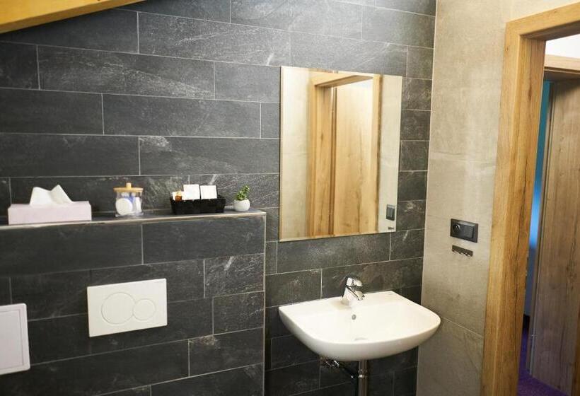 بنسيون Golf Resort Lázně Bohdaneč