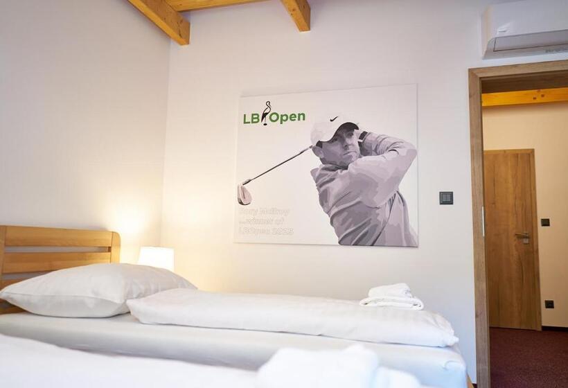 ペンション Golf Resort Lázně Bohdaneč
