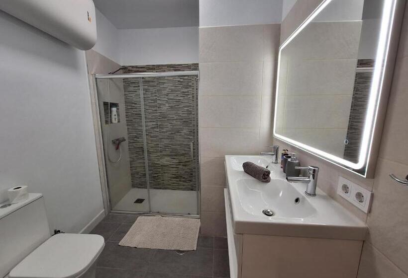 ペンション Habitacion Con Baño Privado En Un Piso Con Familia