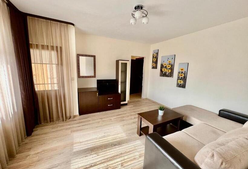 膳宿费 Hani Guest House