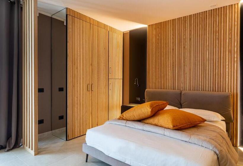 ペンション La Pergola Suites