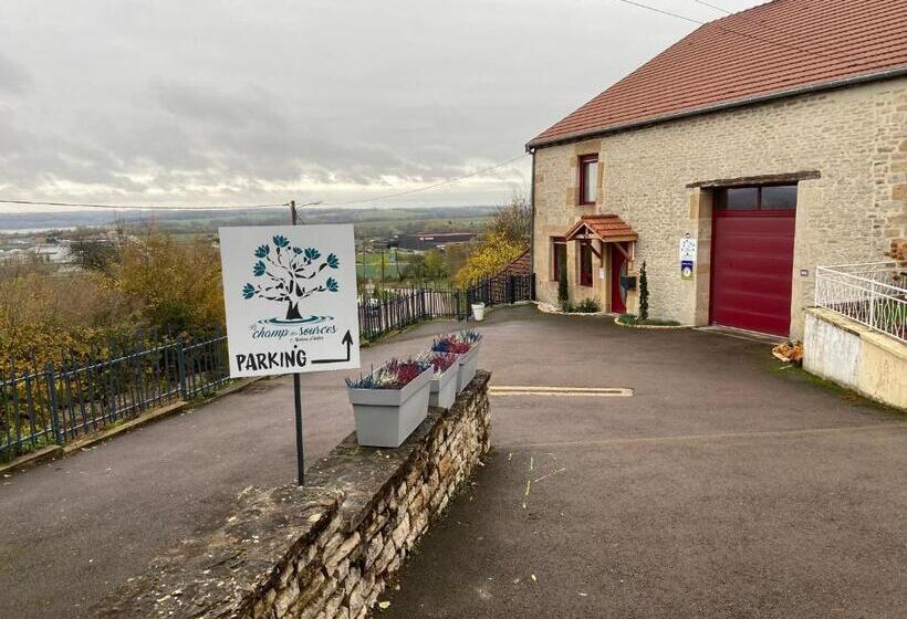 پانسیون Le Champ Des Sources
