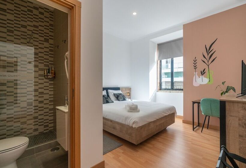 بنسيون Leevin Guesthouse