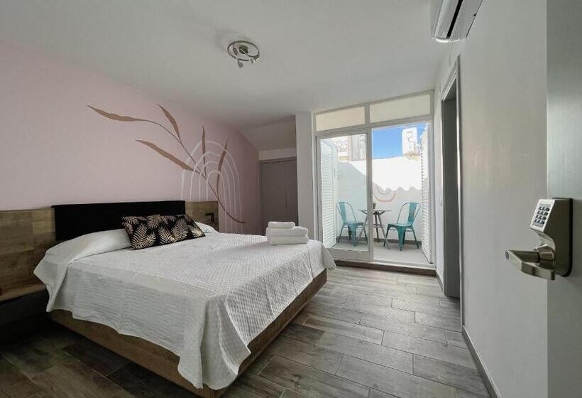 بنسيون Leevin Guesthouse