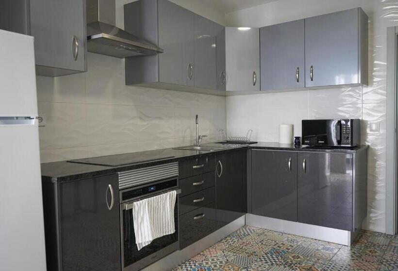 بنسيون Leevin Guesthouse