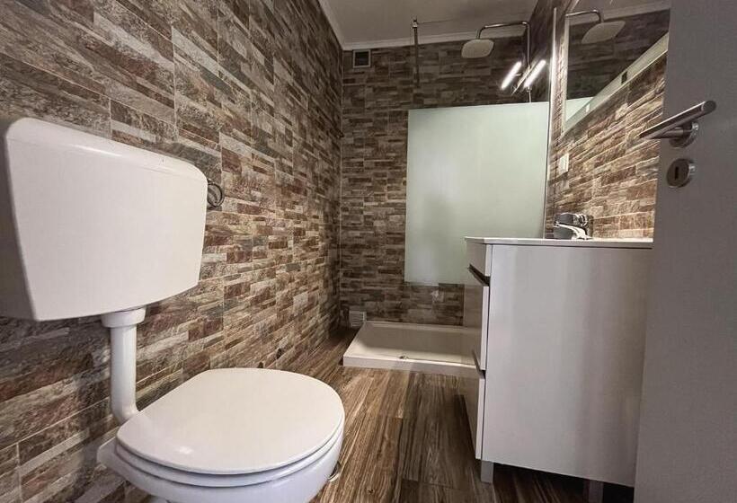 بنسيون Leevin Guesthouse