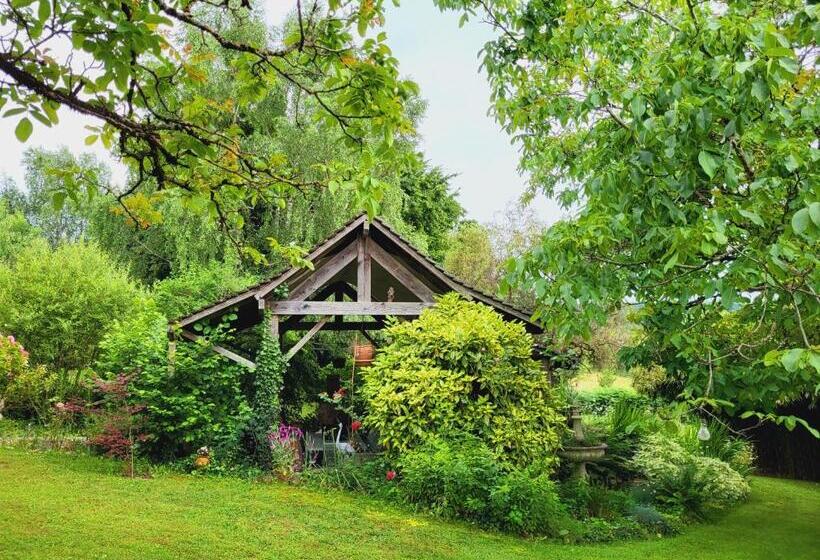 بنسيون Les Causeries Du Monde