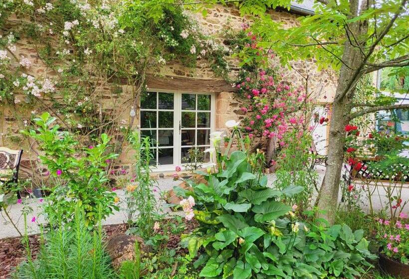 بنسيون Les Causeries Du Monde