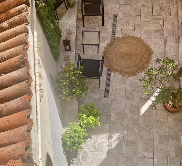 פנסיון Maison Rebecca