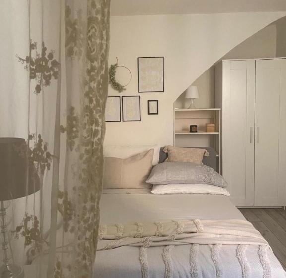 פנסיון Maison Rebecca