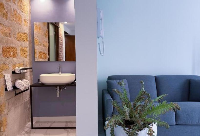 膳宿费 Palazzo Maqueda