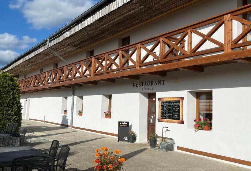 Пансион Penzion Golf Luby