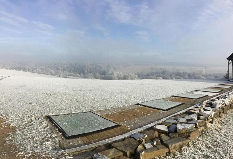 פנסיון Penzion Golf Luby