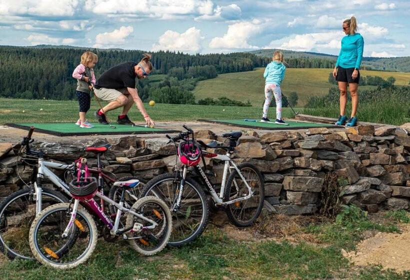 פנסיון Penzion Golf Luby