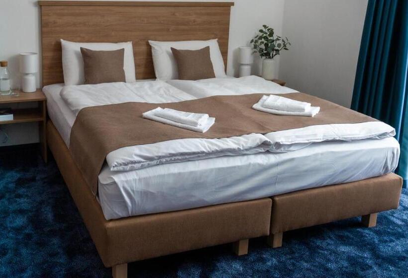 Пансион Penzion Golf Luby