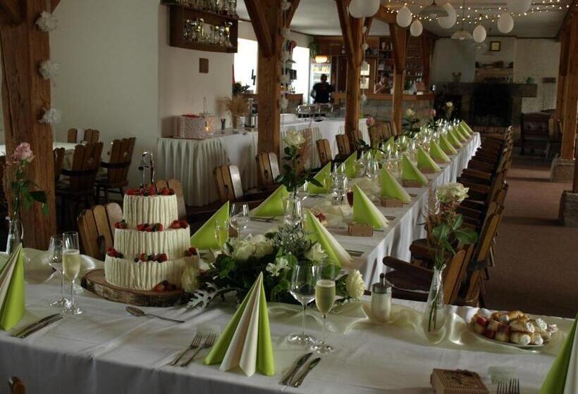 פנסיון Penzion Golf Luby