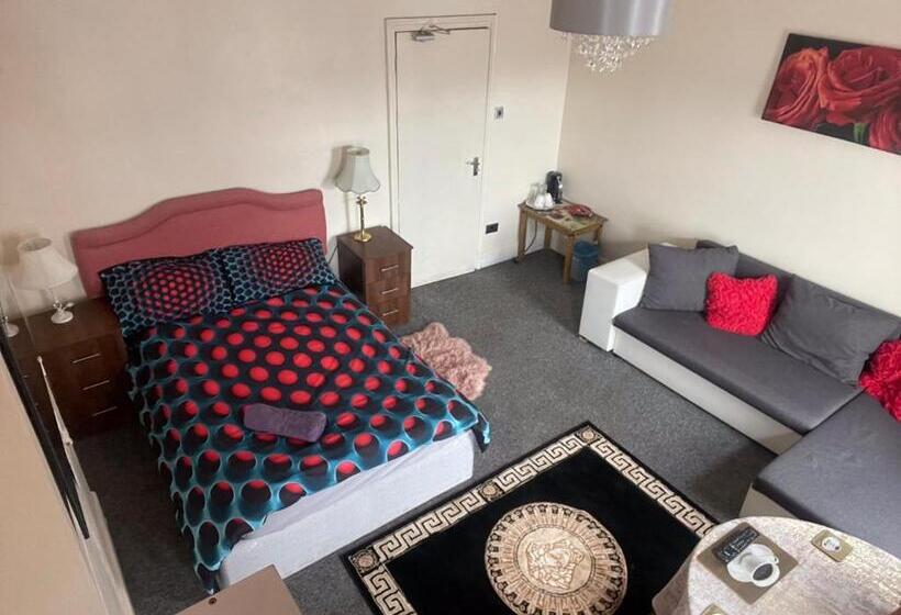 Majatalo Quite Broad Rest 2