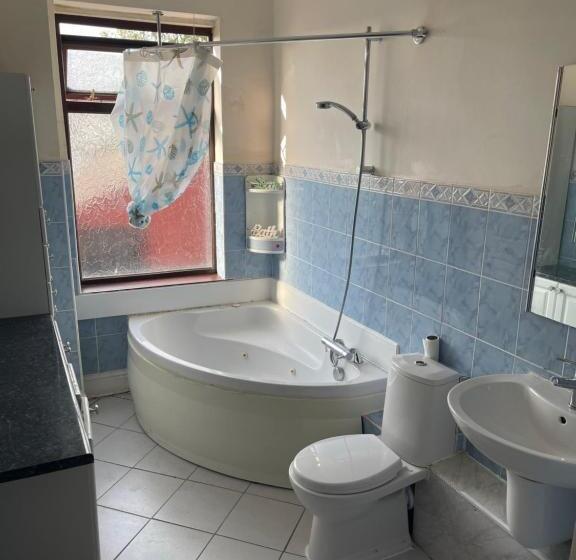 Majatalo Quite Broad Rest 2