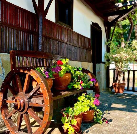 渡假胜地  хотел механа караджейката