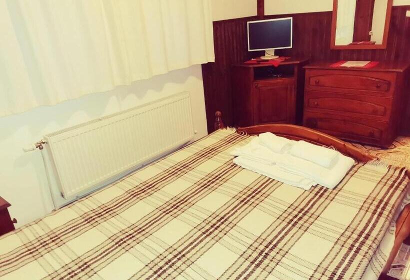 渡假胜地  хотел механа караджейката